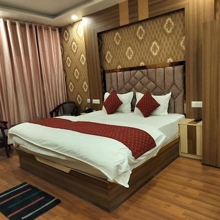 Summer Hill Resort Chail Ngoại thất bức ảnh