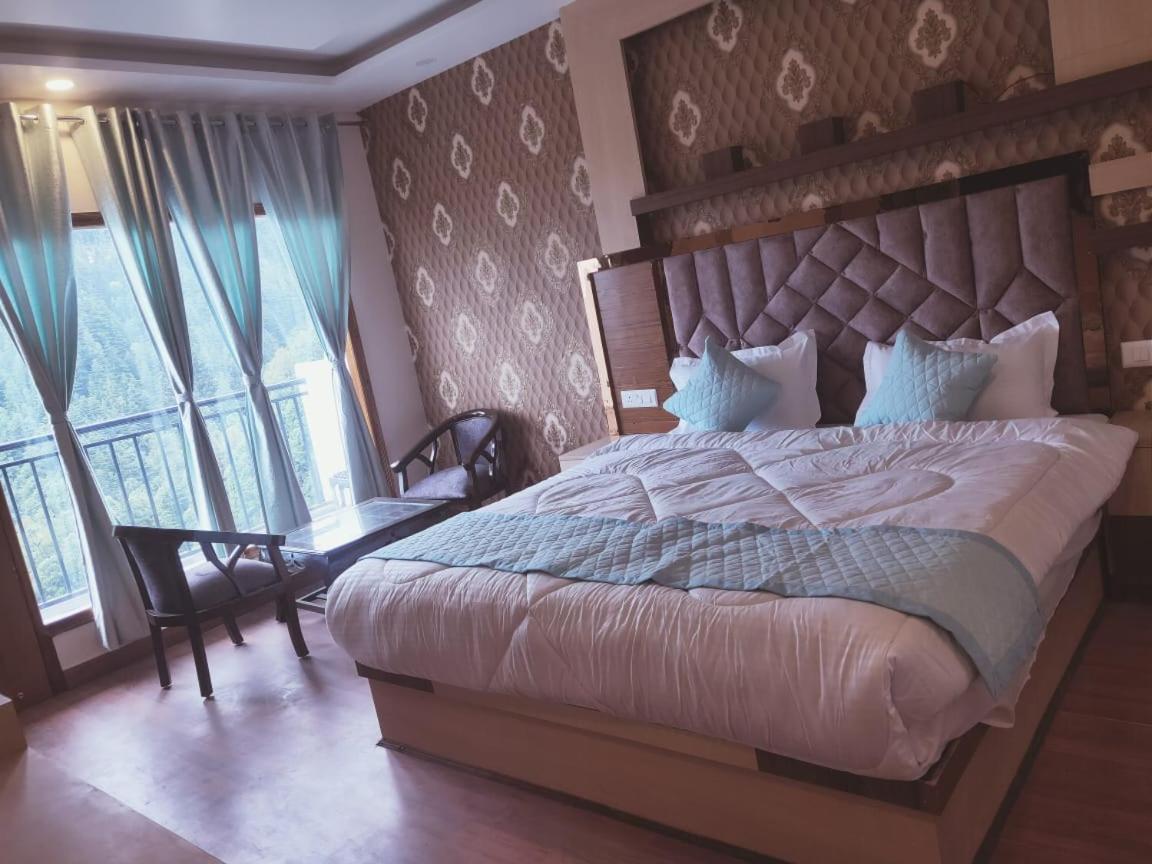 Summer Hill Resort Chail Ngoại thất bức ảnh